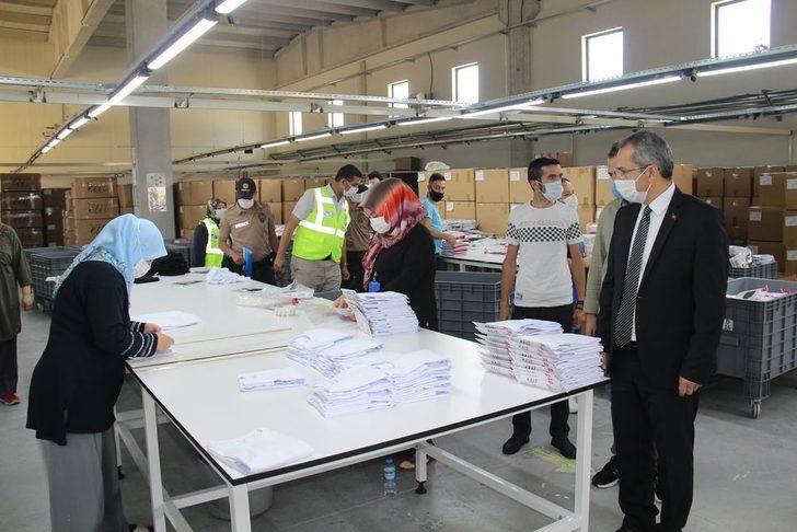 Tosya’da maske, mesafe ve hijyen denetimi G4