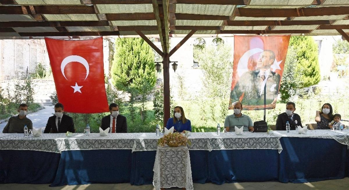 Gazilere Devlet &Ouml;v&uuml;n&ccedil; Madalyaları ve Beratları takdim edildi