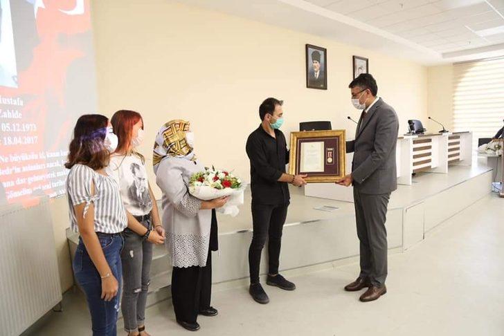 Kütahya’da 2 şehit yakını ve 2 gaziye ’Devlet övünç madalyası’ G2