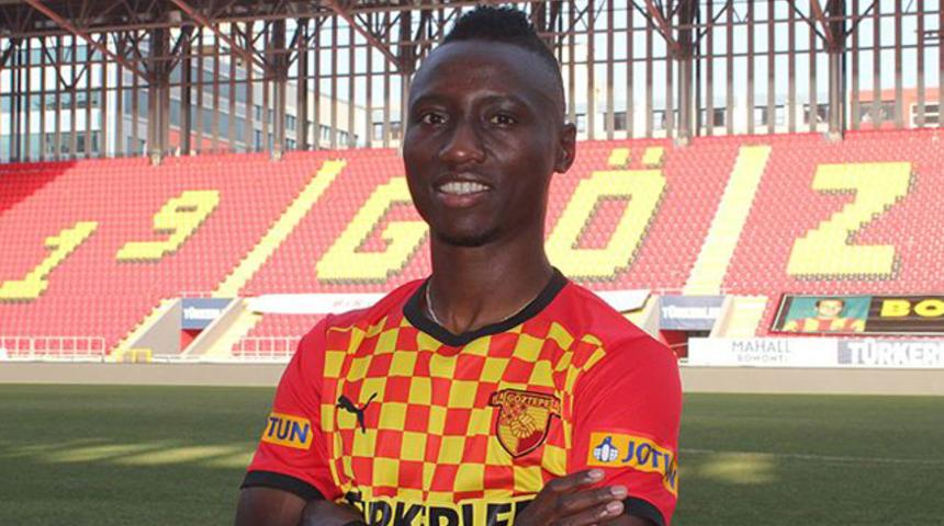 Göztepe Obinna Nwobodo'yu kadrosuna kattı
