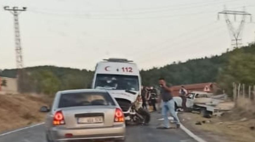 112 ambulansı Kastamonu yolunda kaza yaptı