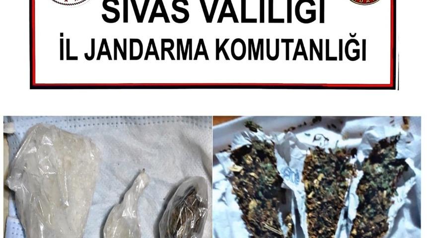 Jandarma operasyonlarında 2 şahıs tutuklandı