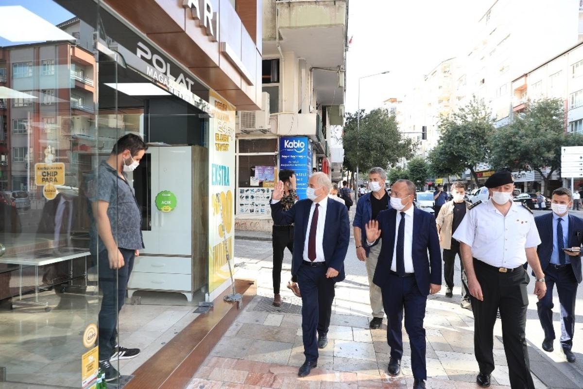 Denizli&rsquo;de Kovid-19 denetimi s&uuml;r&uuml;yor