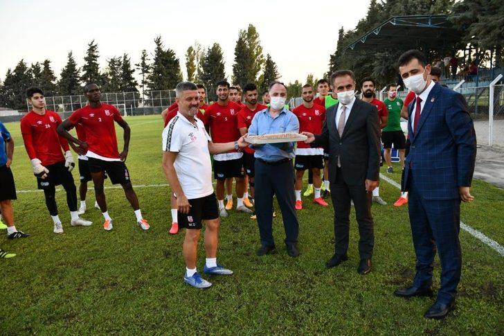 Gençlik ve Spor İl Müdürü Balıkesirspor’u ziyaret etti G1