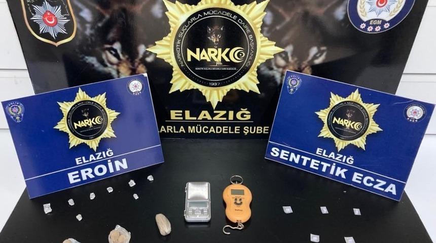 Elazığ&rsquo;da uyuşturucu taciri 2 ş&uuml;pheli tutuklandı