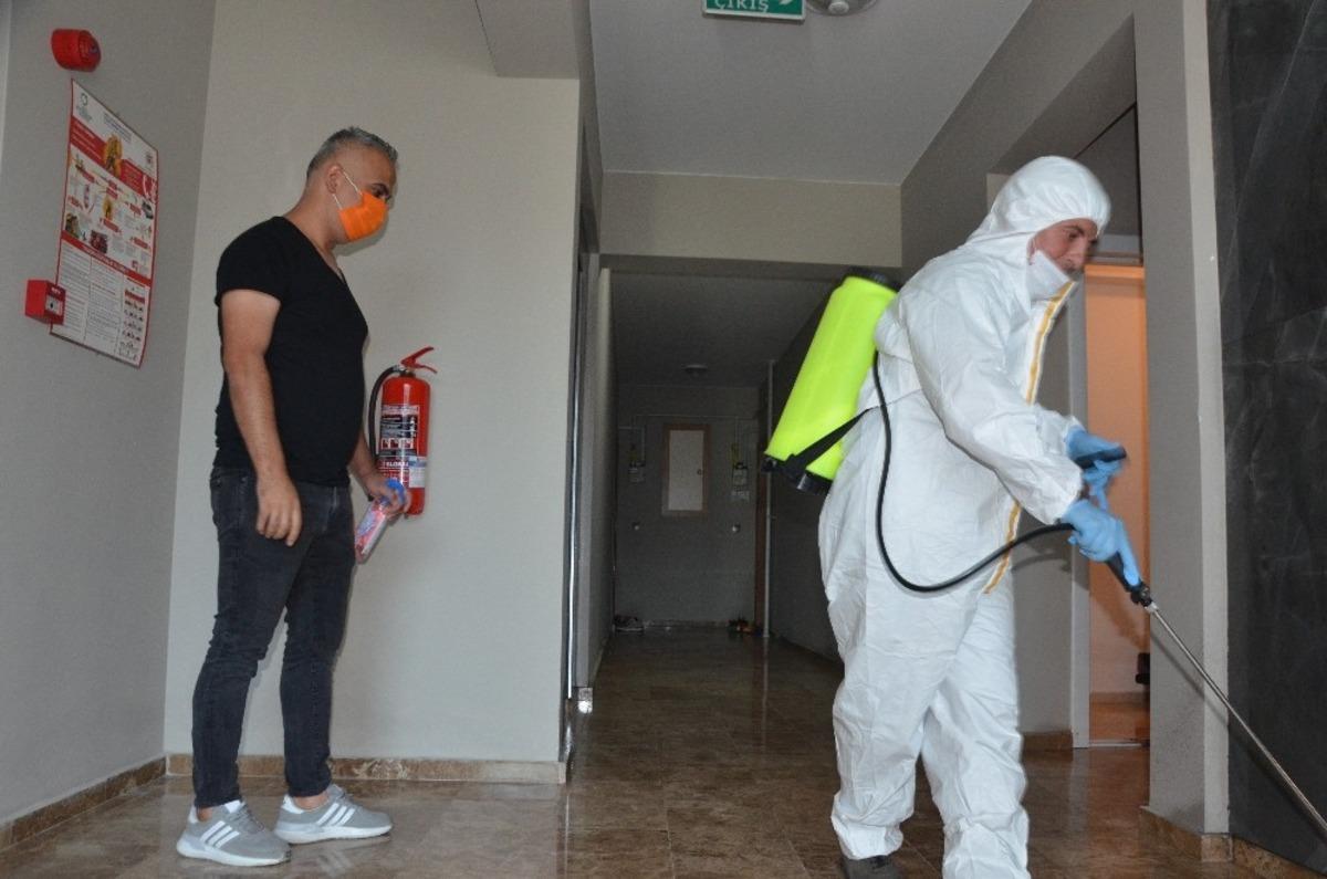 Bu sitenin ortak kullanım alanları her g&uuml;n dezenfekte ediliyor