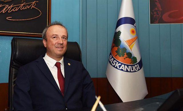Turan Hançerli, İstanbul’un en başarılı belediye başkanı seçildi