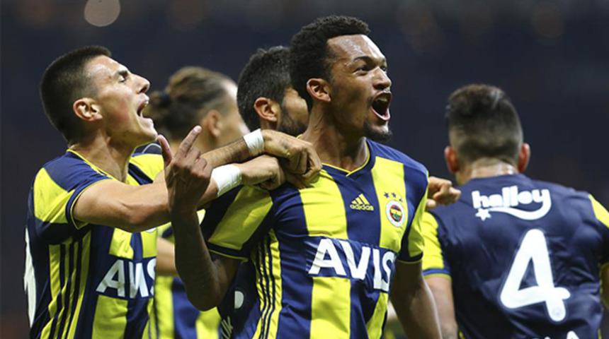 Fenerbahçe Jailson için görüşmelere başlandığını KAP'a bildirdi