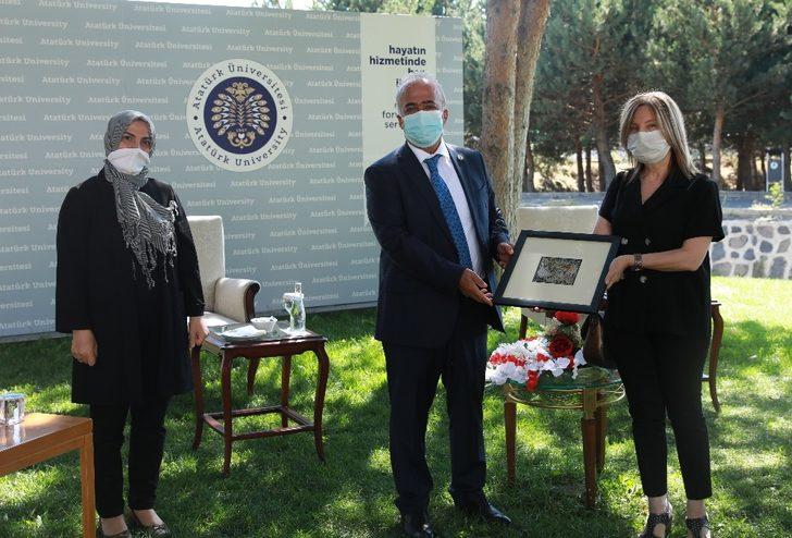 Rektör Çomaklı’ya tebrik ziyaretleri devam ediyor G2