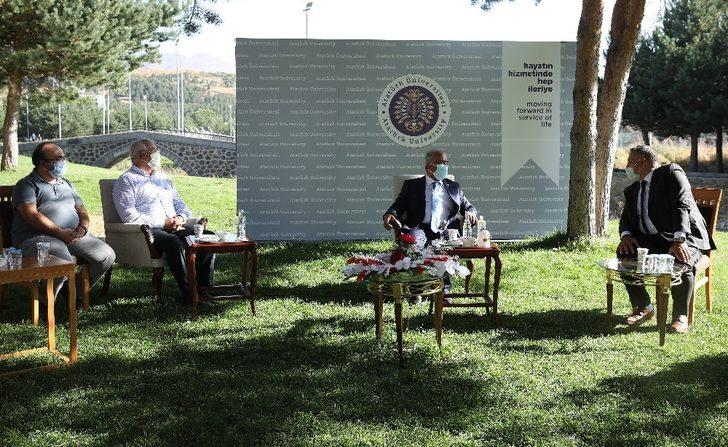 Rektör Çomaklı’ya tebrik ziyaretleri devam ediyor G4