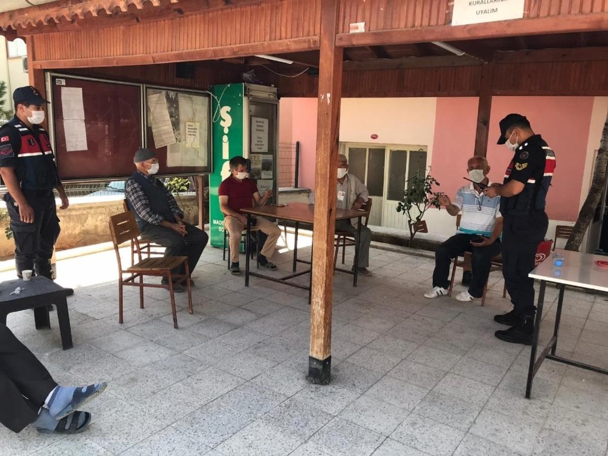 Isparta&rsquo;da maske takmayan 18 kişiye toplam 16 bin 200 lira ceza