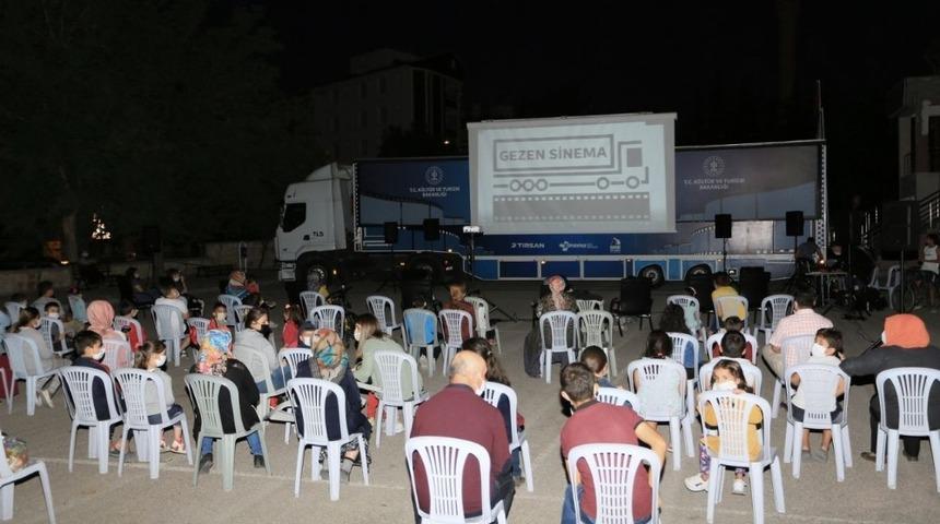 Gezen Sinema Tırı Devreklilerle buluşacak