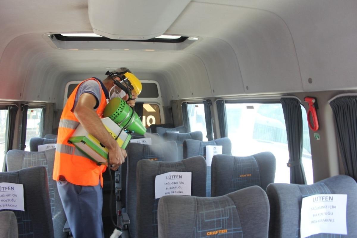 Isparta&rsquo;da yeni eğitim &ouml;ğretim yılı &ouml;ncesi okul servisleri dezenfekte edildi