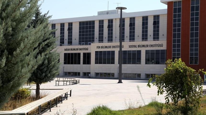 ASÜ’de lisansüstü eğitime yoğun ilgi