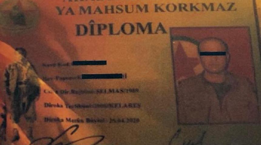 PKK'nın suikast timi sigara i&ccedil;erken fark edildi, etkisiz hale getirildi