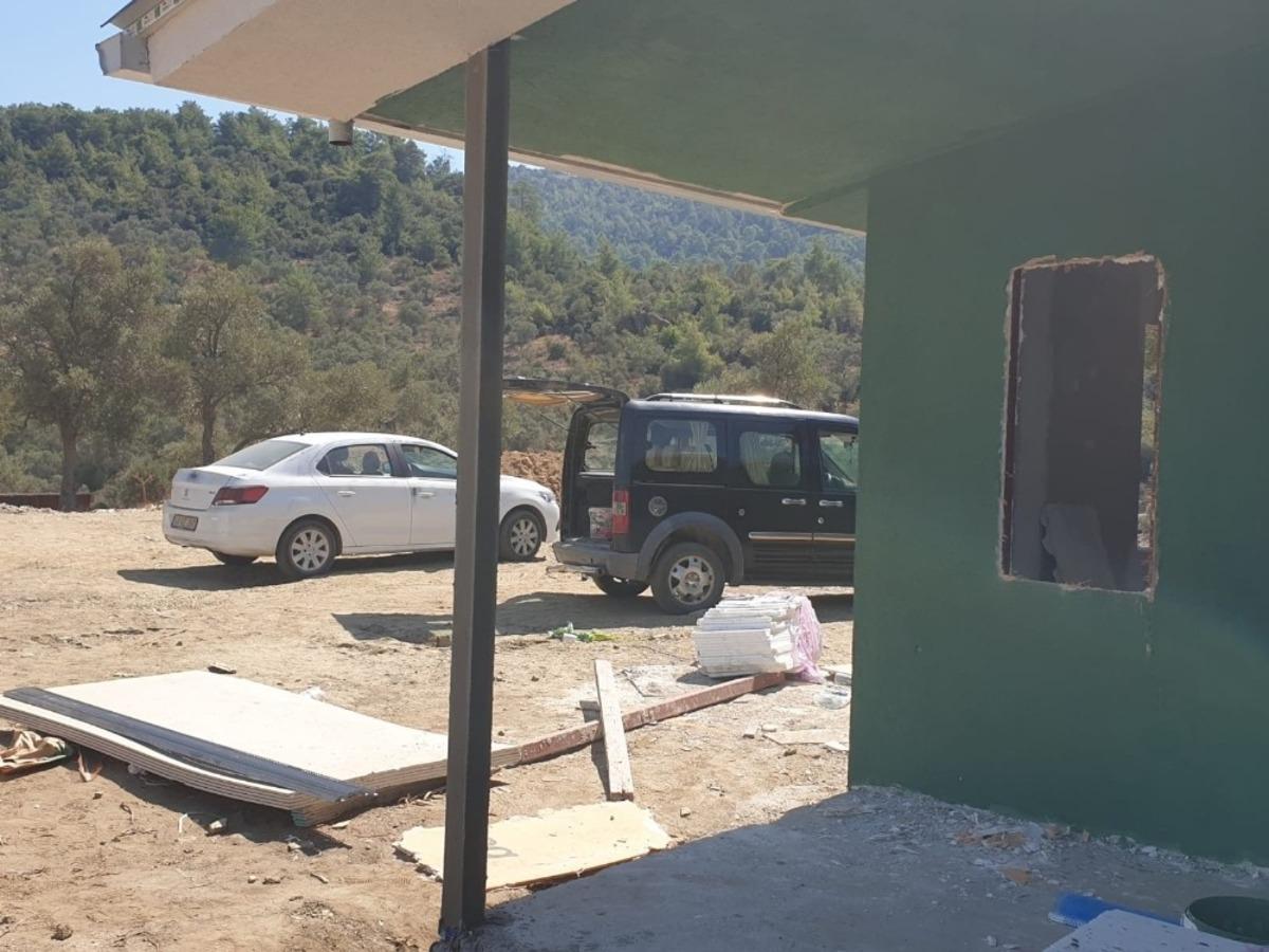 Patronunun parasını &ccedil;almaya &ccedil;alıştı