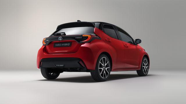 Yeni-Toyota-Yaris arkdan gorunum
