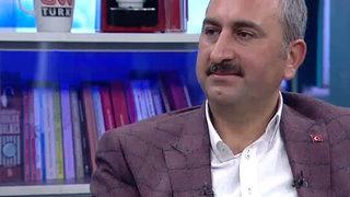 Bakan Gül'den Halil Sezai açıklaması