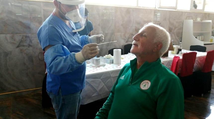 Karak&ouml;pr&uuml; Belediyespor futbolcularına korona vir&uuml;s testi