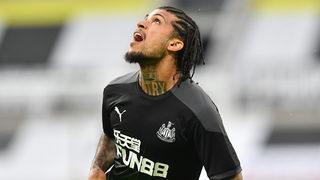 Beşiktaş DeAndre Yedlin’le ilgileniyor