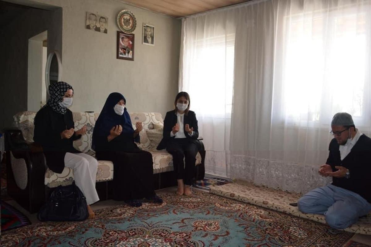 G&ouml;reve yeni başlayan Kaymakam, ilk olarak şehit ve gazi ailelerini ziyaret etti