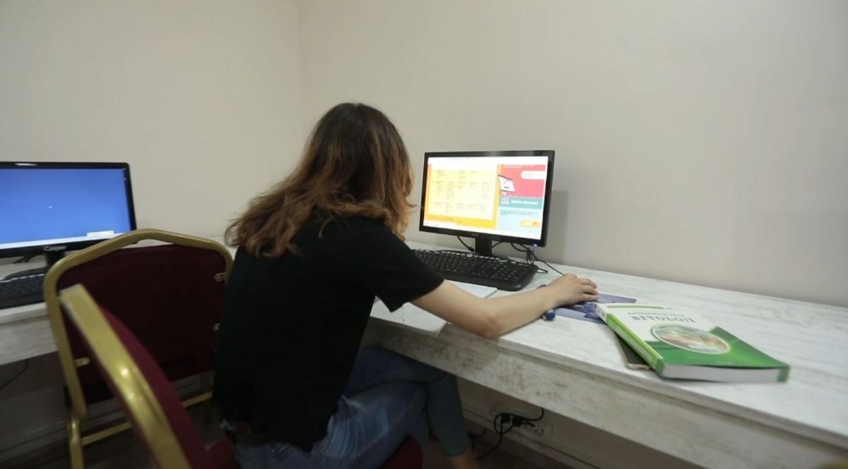 Akhisar Belediyesi&rsquo;nden &ouml;ğrencilere &uuml;cretsiz internet