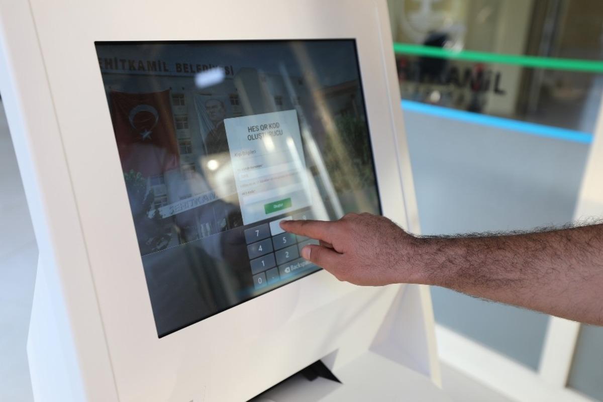 Şehitkamil&rsquo;de teknolojiyle temassız hes kodu kontrol&uuml; d&ouml;nemi