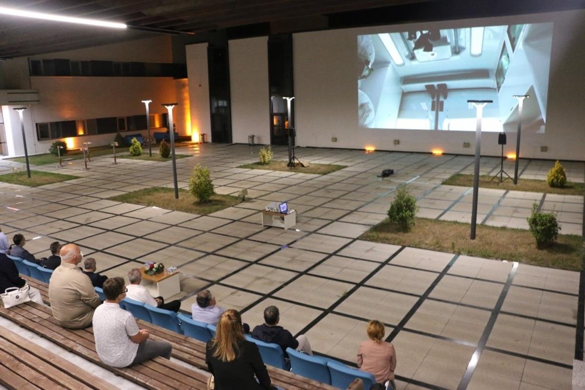 Sağlık&ccedil;ıların korona vir&uuml;s ile m&uuml;cadelesi belgesel oldu