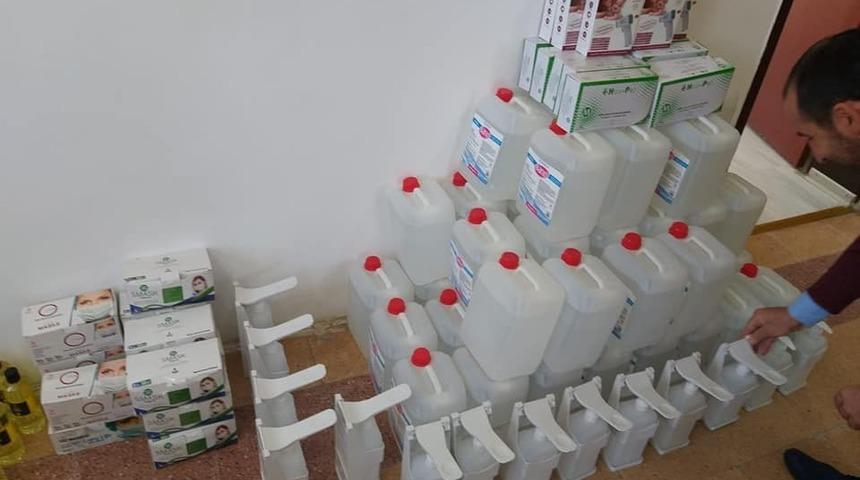 Derebucak&rsquo;ta okullara hijyen malzemeleri dağıtıldı