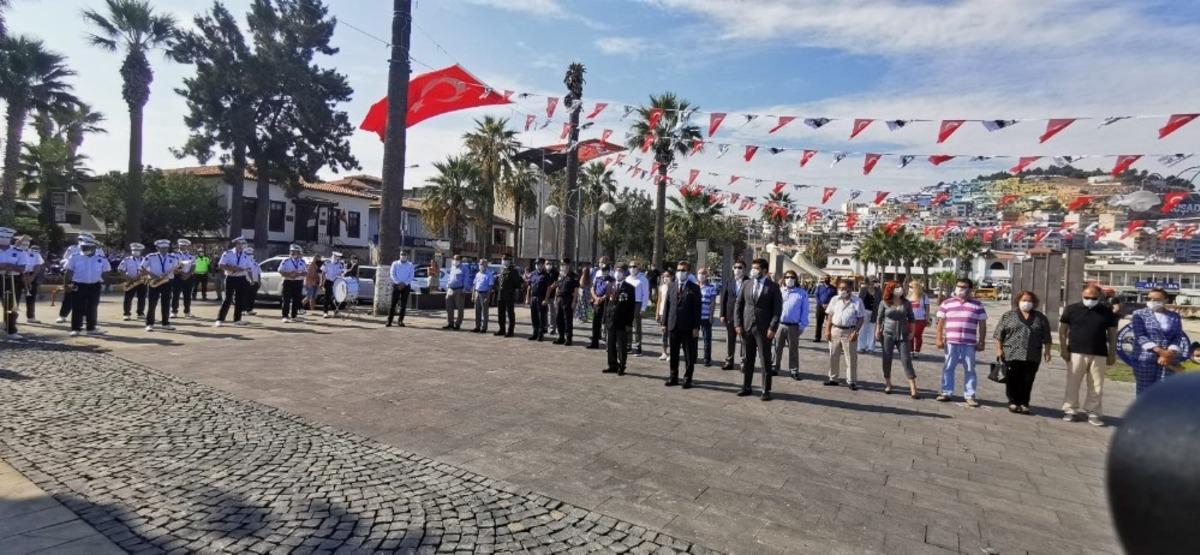 Kuşadası&rsquo;nda gaziler g&uuml;n&uuml; kutlaması