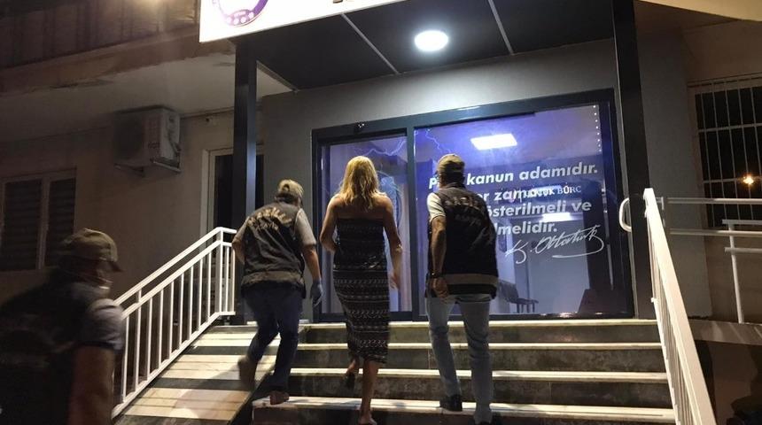 Nazilli polisinden fuhuş baskını