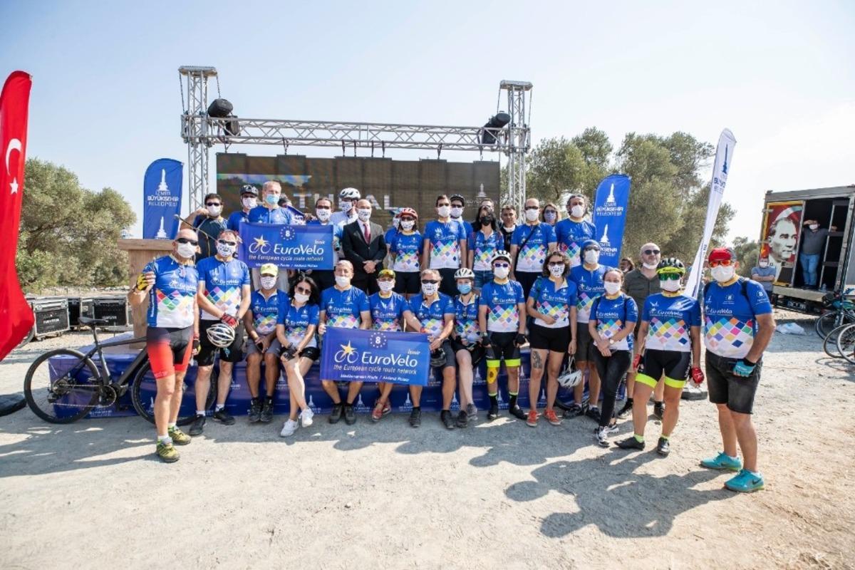 Başkan Soyer, EuroVelo 8. Akdeniz Rotası İzmir G&uuml;zergahını a&ccedil;tı