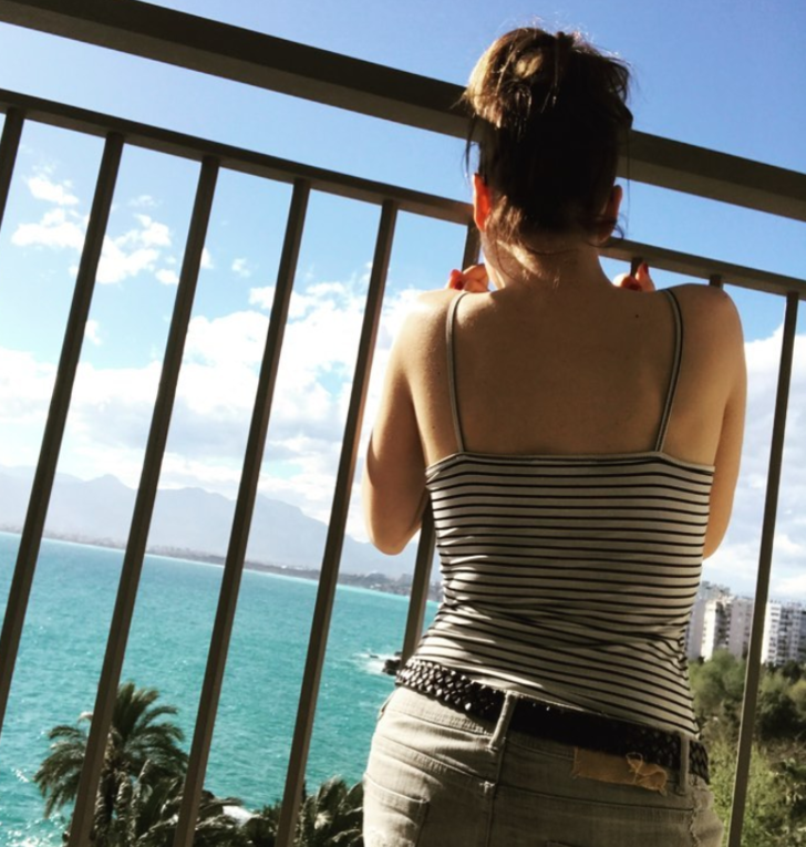 Kırmızı Oda Meliha'sı Evrim Alasya paylaşımlarıyla dikkat çekiyor G5