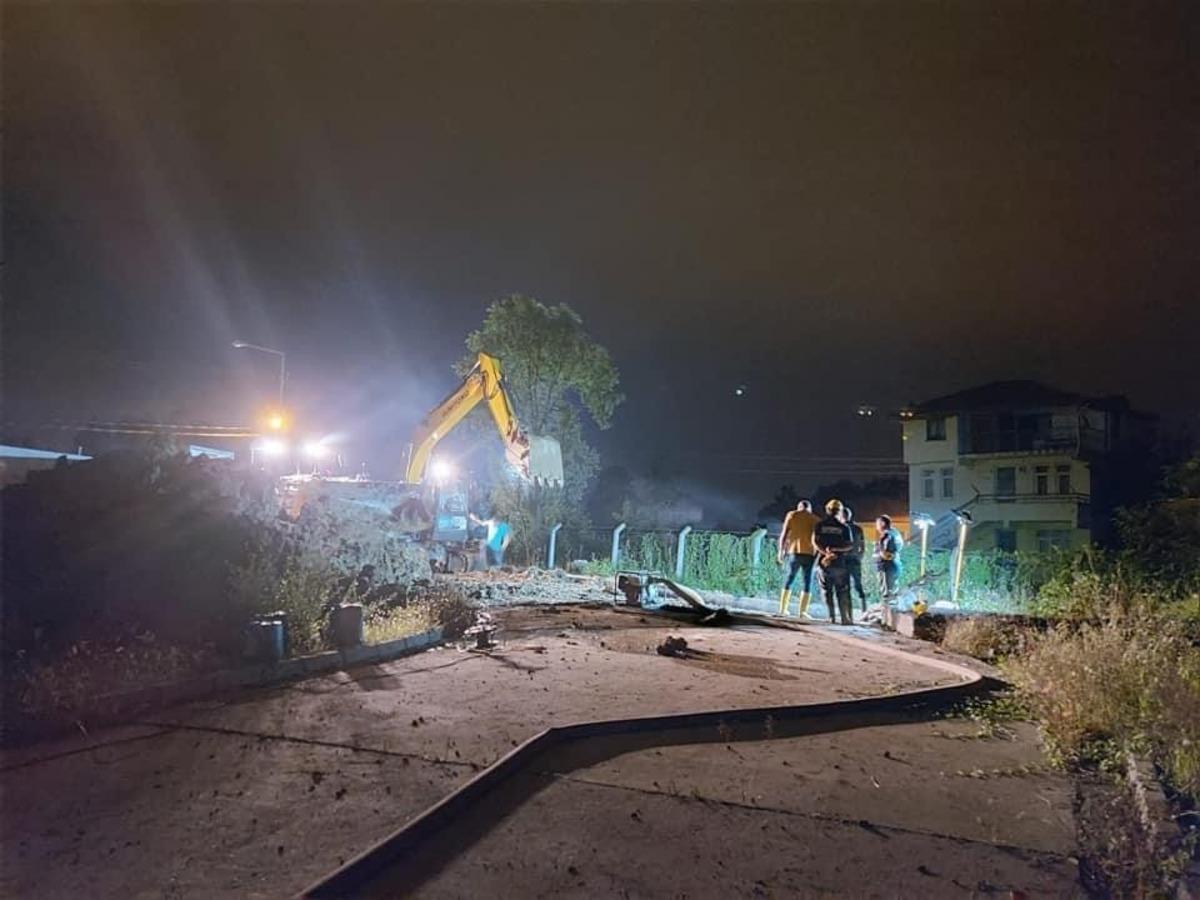 Ordu&rsquo;da yağmur sulu kanalları temizleniyor