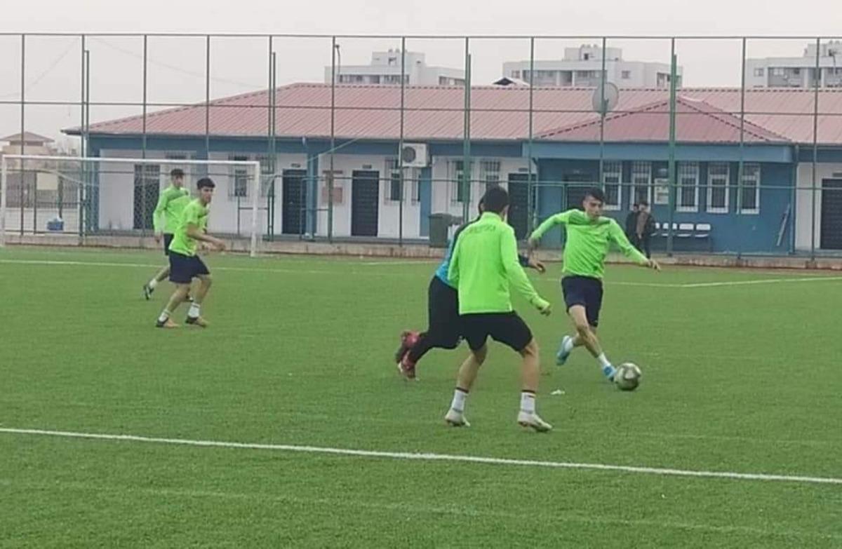 Bağlar Belediyespor&rsquo;dan futbolcu se&ccedil;meleri daveti