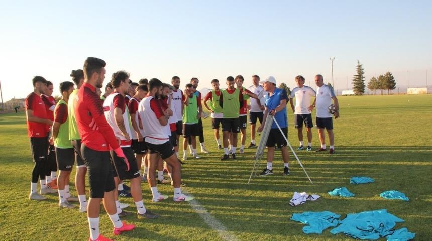 Nevşehir Belediyespor futbolcularında korona virüse rastlanmadı