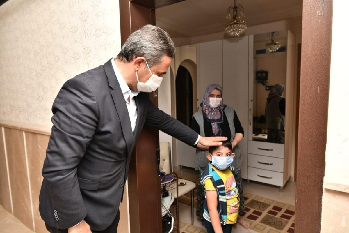 Mamak&rsquo;tan &ldquo;Mini Mini Birlere Okul Hediyesi&rdquo;