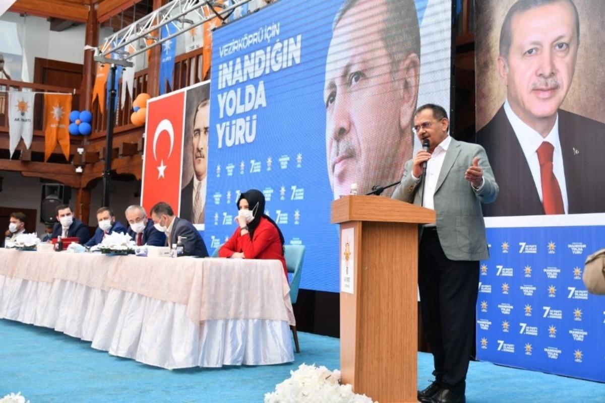 Başkan Demir: "Sorunları tarihe g&ouml;m&uuml;yoruz"