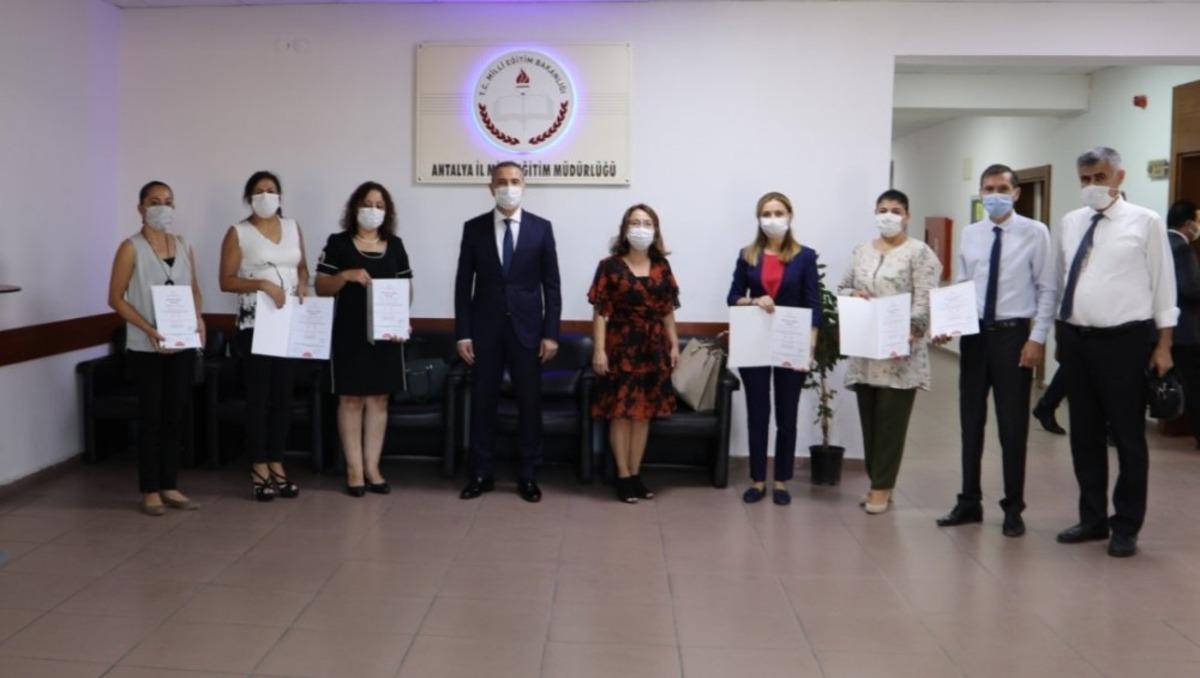 &rsquo;Okulum Temiz&rsquo; belgelerini aldılar