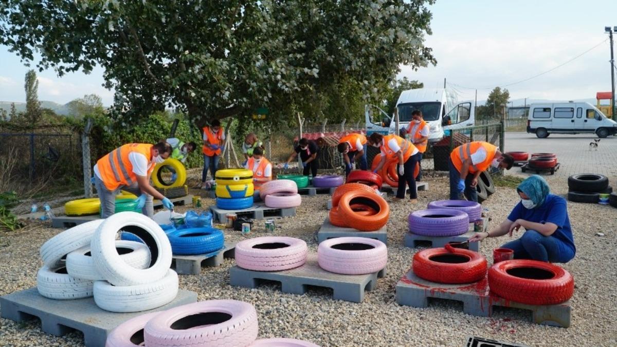 Mustafakemalpaşa hayvan barınağı renkleniyor