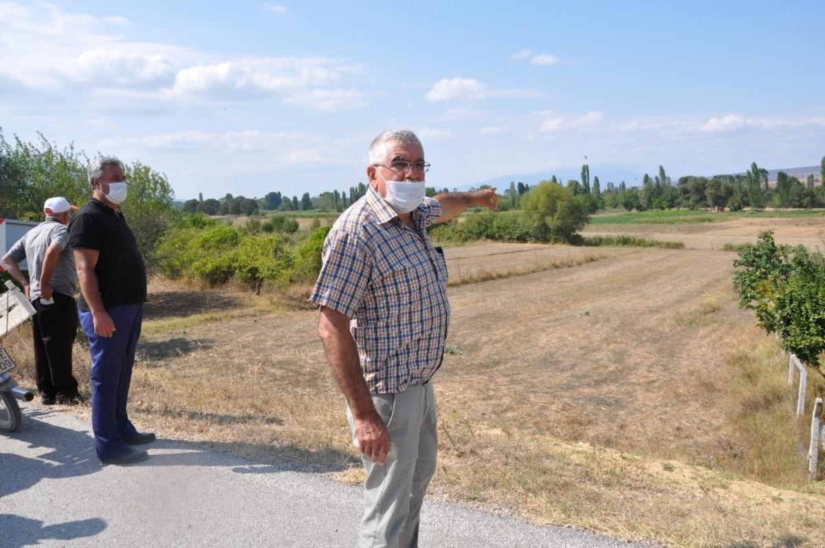K&ouml;yl&uuml; &lsquo;Yeni Sanayi Sitesi&rsquo;ne karşı arazilerine sahip &ccedil;ıktı