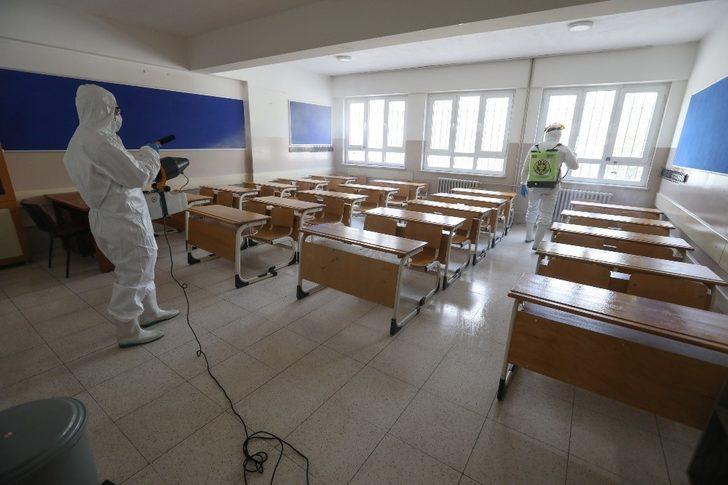 Buca Belediyesinden okullarda Covid-19 mesaisi G1