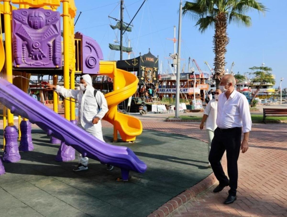 Başkan Atabay, Didim&rsquo;de vir&uuml;slere karşı savaş başlattı