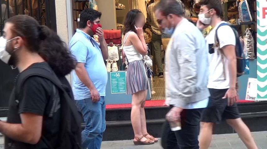 İstiklal Caddesi'nde genç kadına taciz!