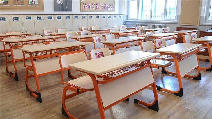 Minik öğrenciler için ilk ders zili çalıyor G5