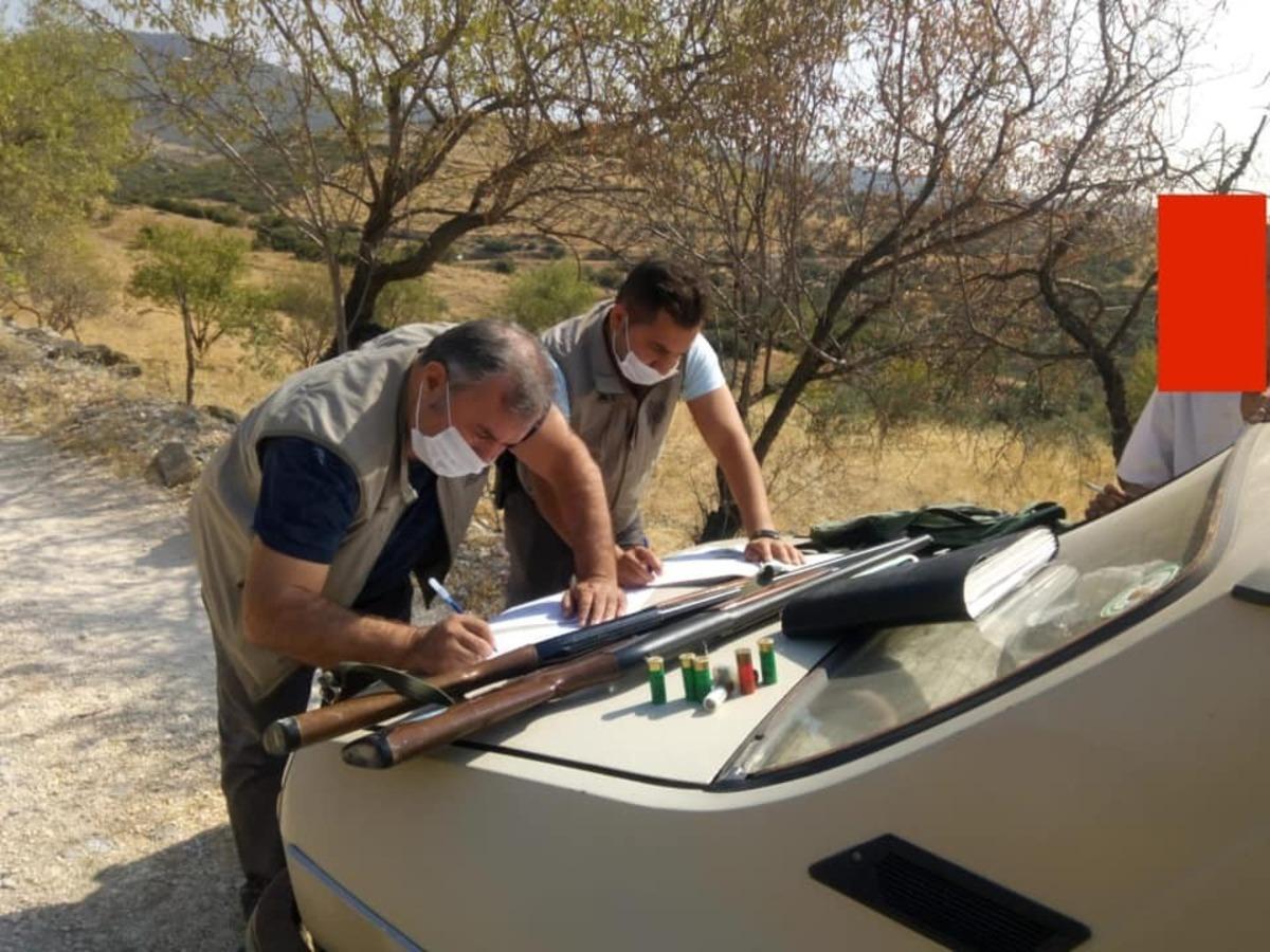 Yaban tavşanı avladılar, 4 bin 715 TL ceza yediler