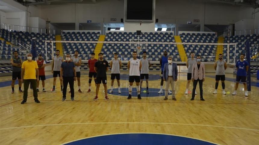 Malatya B&uuml;y&uuml;kşehir Belediyespor Voleybol Takımı iddialı