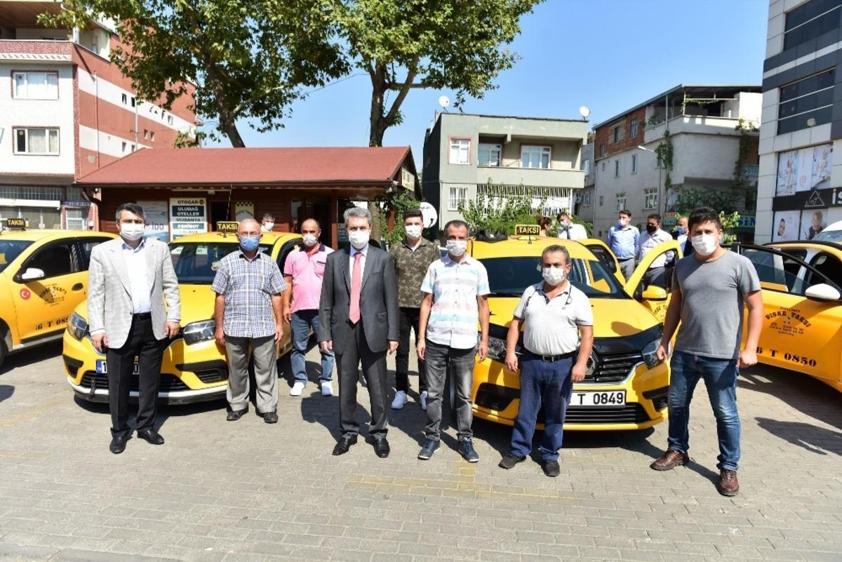 Başkan Yılmaz, esnafın yanında