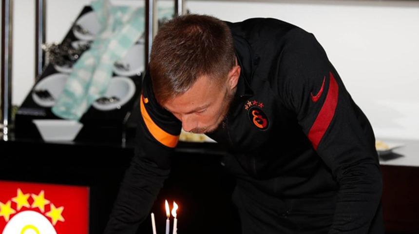 Martin Linnes'in doğum günü kutlandı