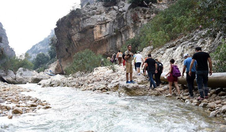 Tarsus’ta doğa yürüyüşü ilgi gördü G3